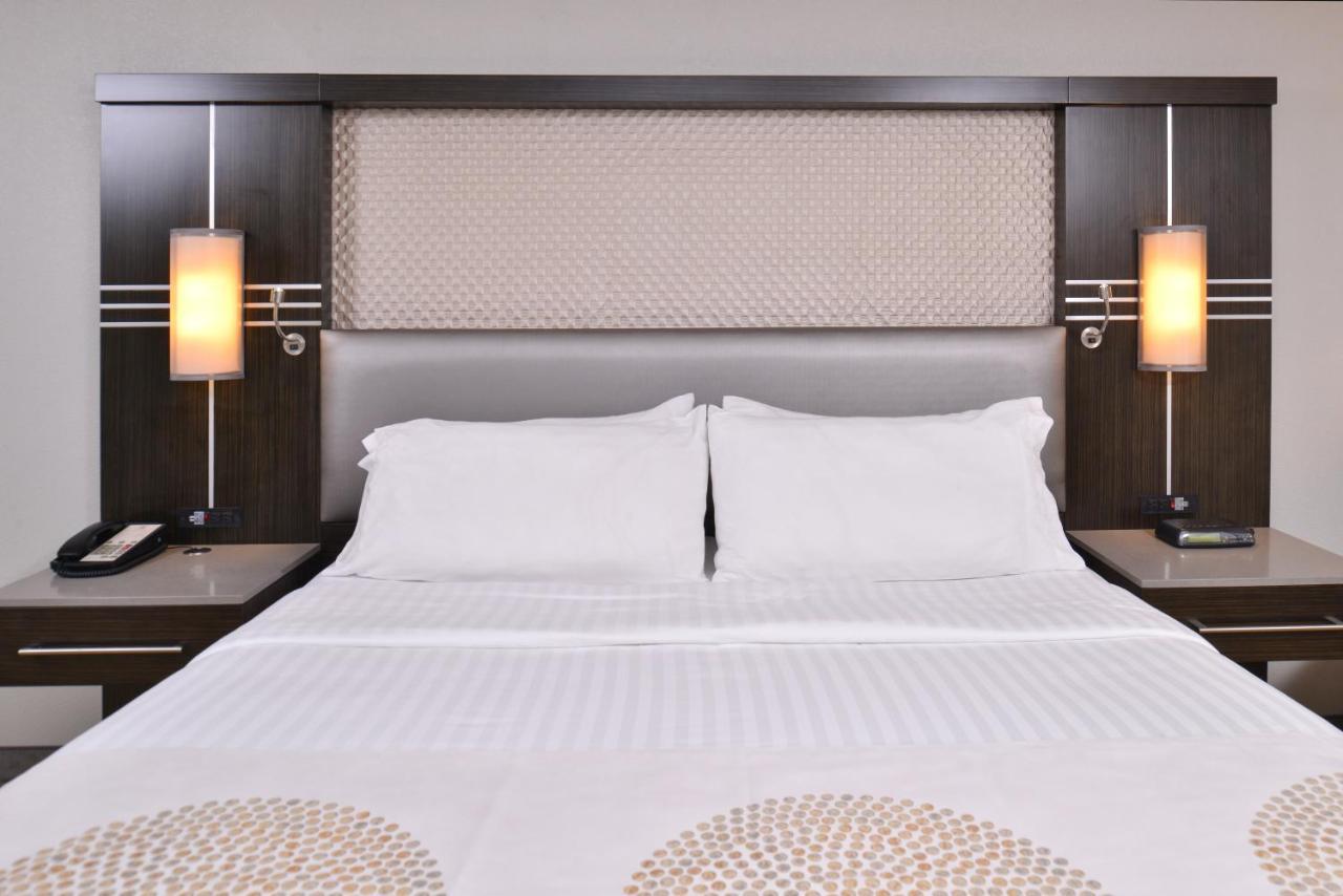 Holiday Inn Dallas-Richardson By Ihg Exterior foto